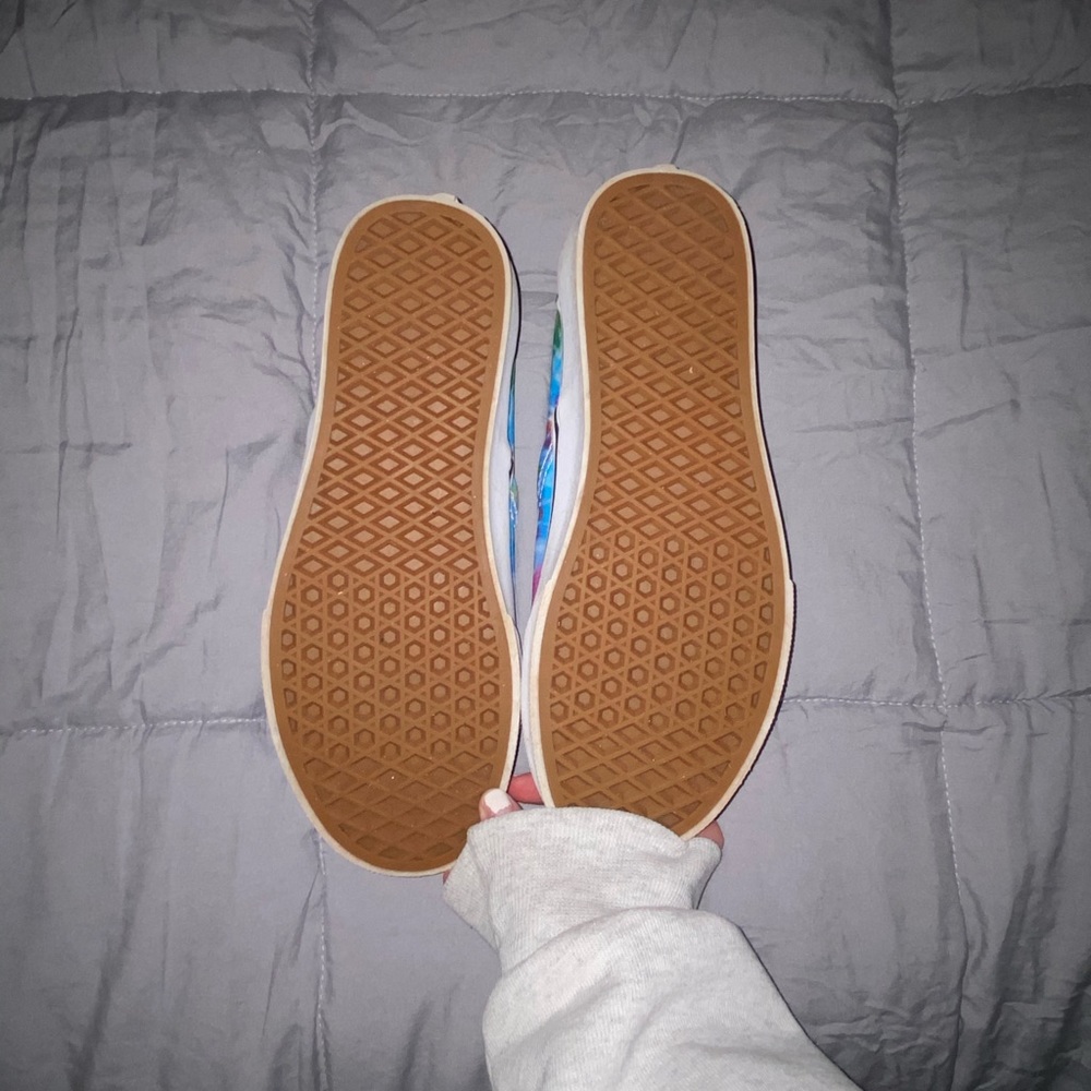 VANS - Picture 6 of 6